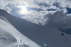 Mar24-Pete-Davies-and-Stan-about-to-enter-offpiste-heavenPrali-Photo-Dave-Sykes