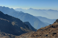 April25-Khumbu-Nepal-Ridges-above-Thuli-Kharka-Photo-Rae-Pritchard