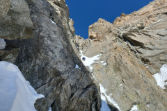 Mar25-Dave-Palmer-high-on-Pelissier-Couloir-Mt-Blanc-du-Tacul-east-face.-Photo-Andy-Stweart