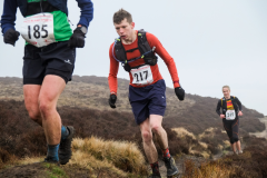 Mar25-Jon-Aze-Running-the-Don-Morrison-Edale-Skyline-RacePhoto-Pitt-collection