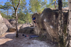 Aug24-Paul-Freeman-on-Crosse-en-lAir-Roche-aux-Sabots-Photo-Tom-Freeman