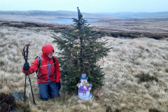 Dec-24-Blackstone-Edge-snowmanClub-Five-trigs-walk-Ian-Helliwell